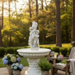 Fontanna amorki z rybą